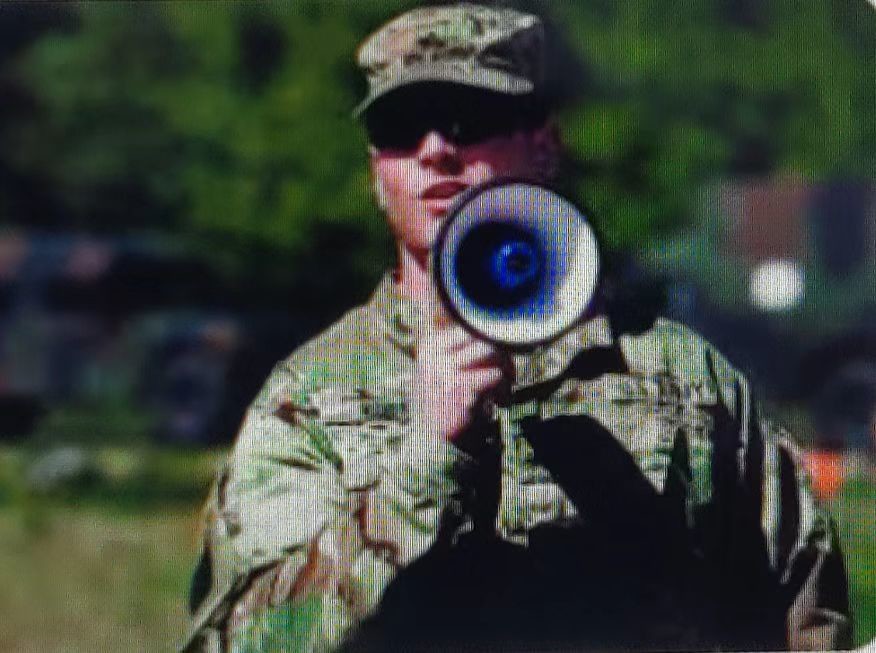 गुणवत्ता रिचार्जेबल मेगाफोन स्पीकर फैक्टरी